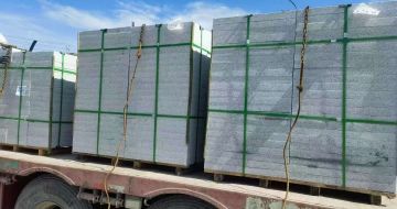 山西 芝麻白花岗岩地铺石装车日常