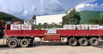 山西 芝麻灰花岗岩地铺石出货日常