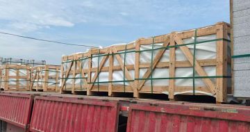 山西 芝麻白花岗岩地铺石出口专车-泰国游