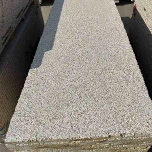 山西 黄金麻花岗岩荔枝面毛板，半成品