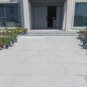 山西 芝麻白花岗岩地铺石地面铺装