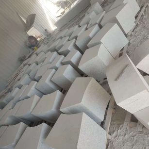 山西 白麻花岗岩异形坐凳