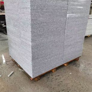 山西 芝麻白火烧面1.8厚300*600地铺石，尺寸标准，厚薄均匀