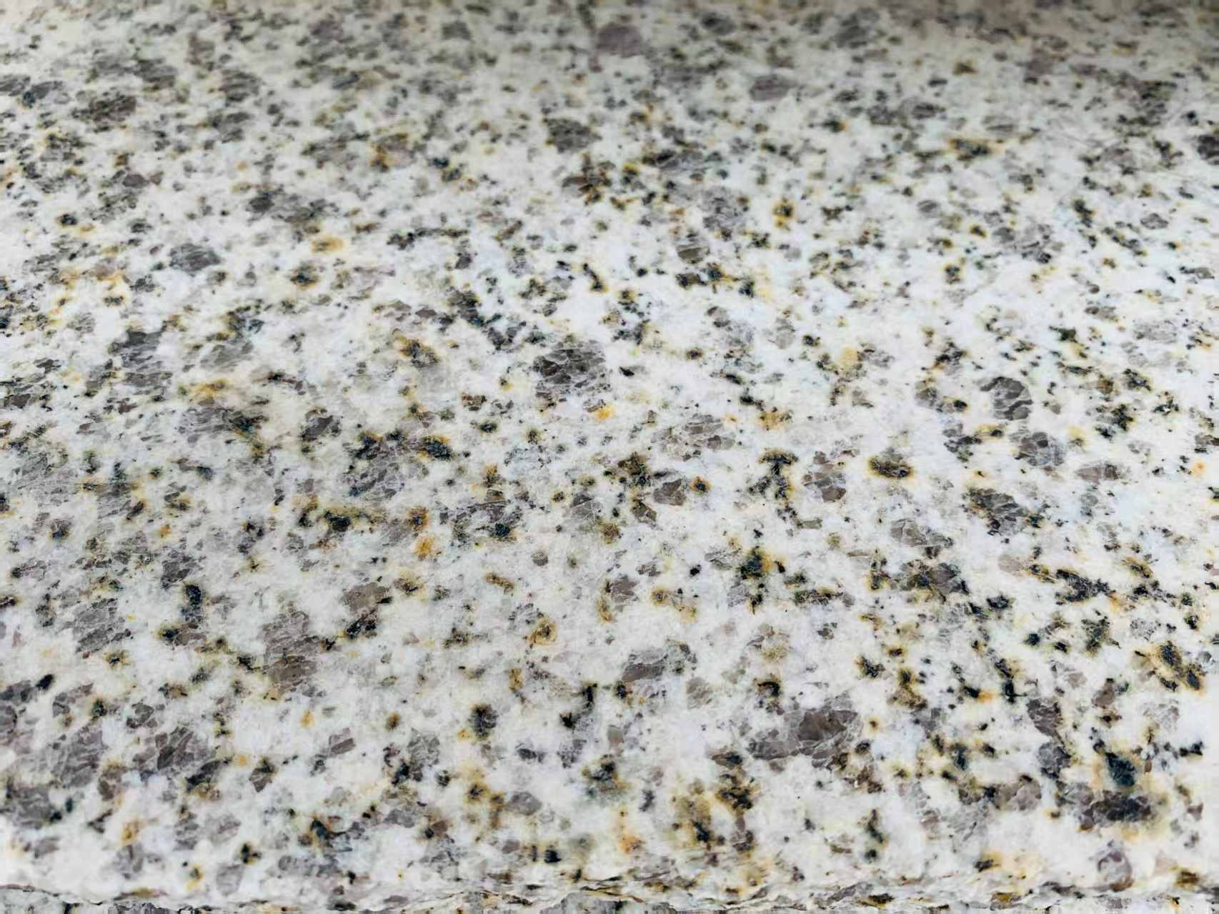 山西 黄金麻花岗岩石材浅黄光面