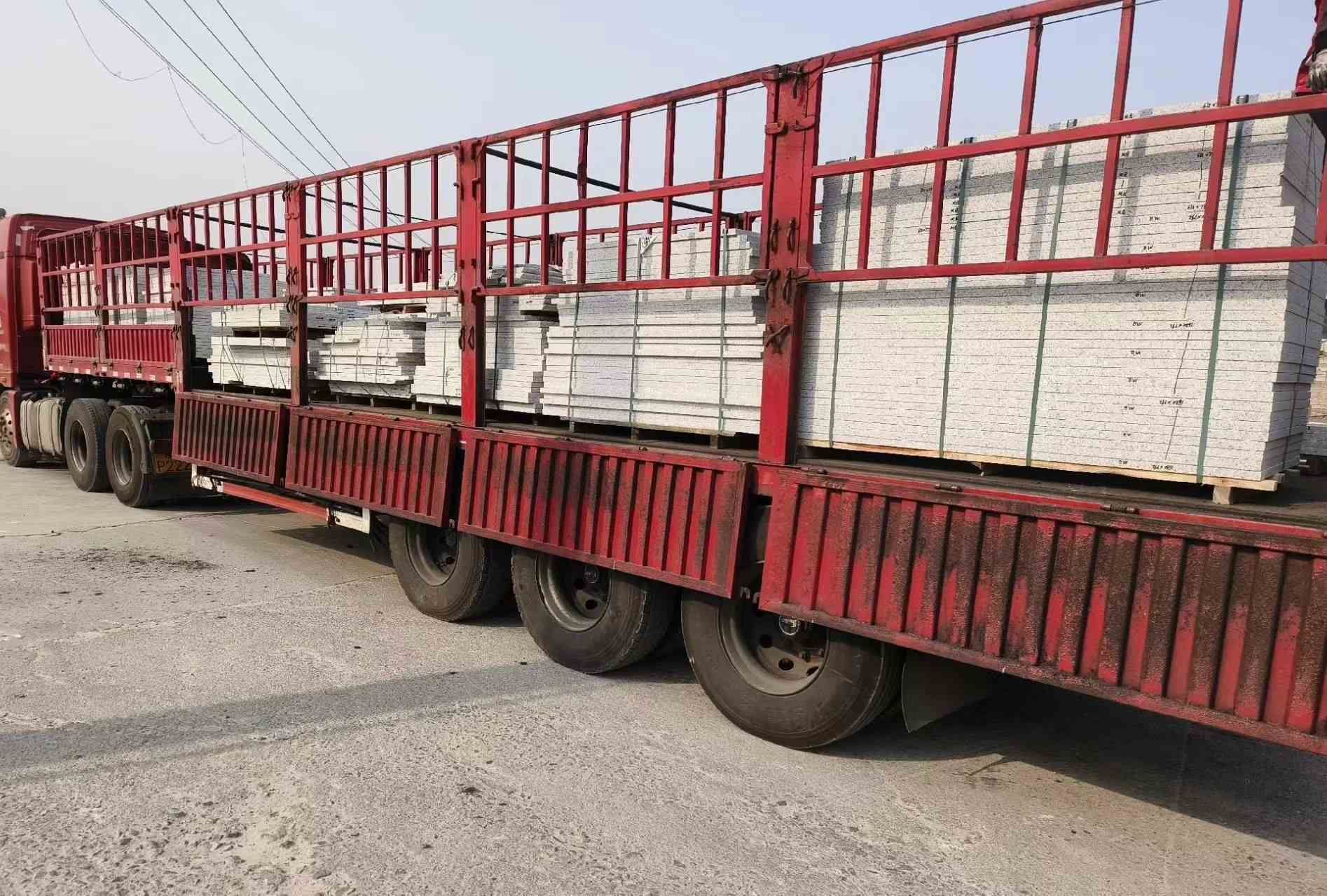 山西 白麻荔枝面外墙干挂，工厂装车日常