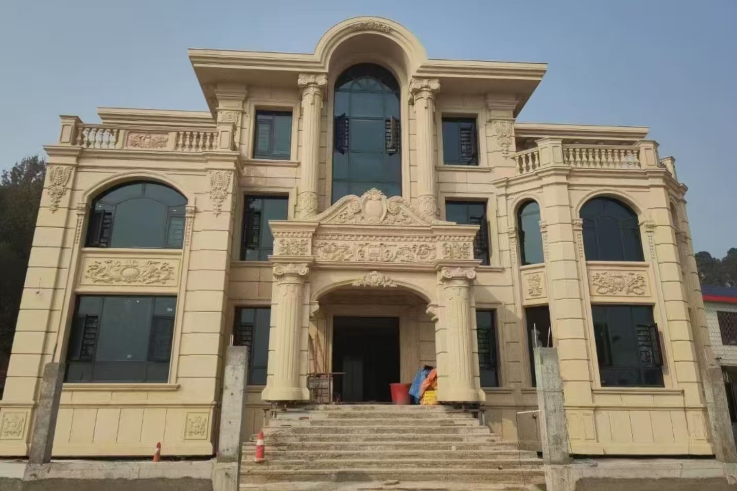 山西 黄金麻花岗岩别墅外墙干挂