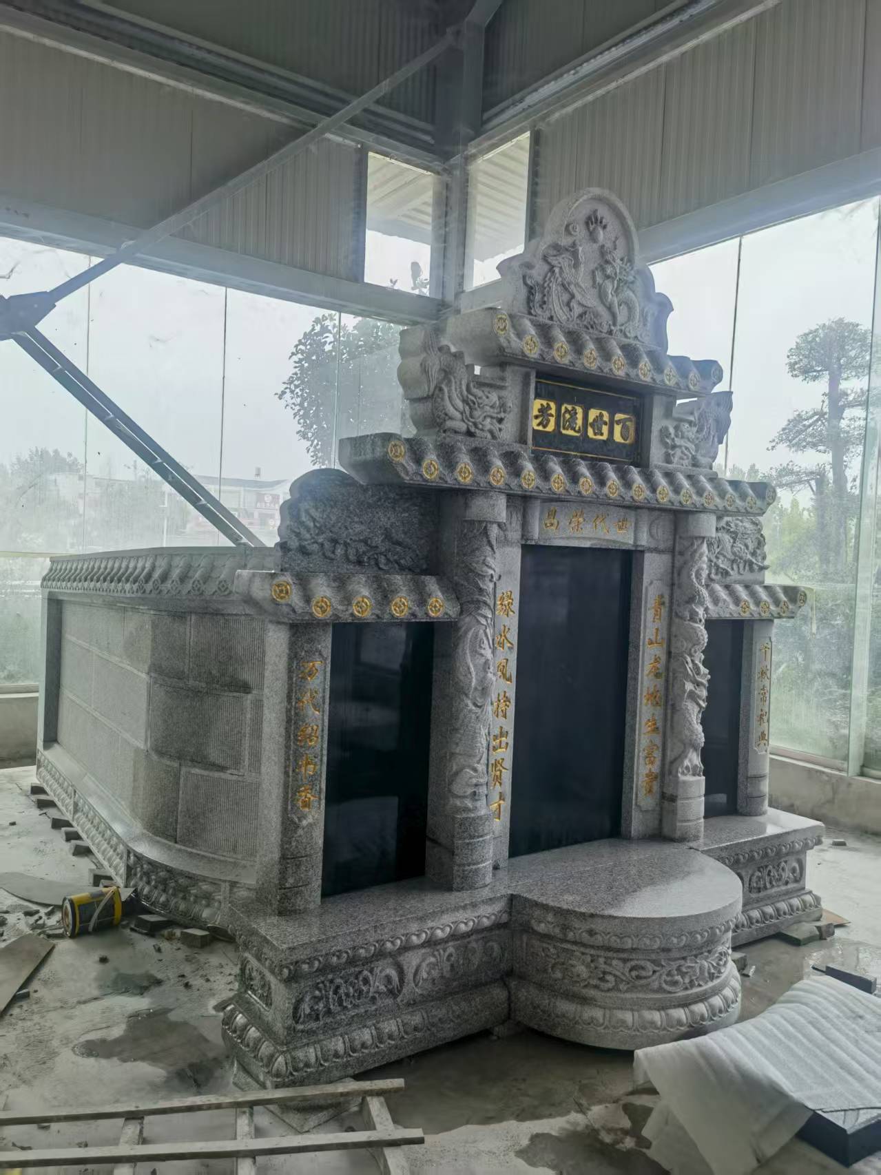 山西 芝麻白墓碑效果展示图