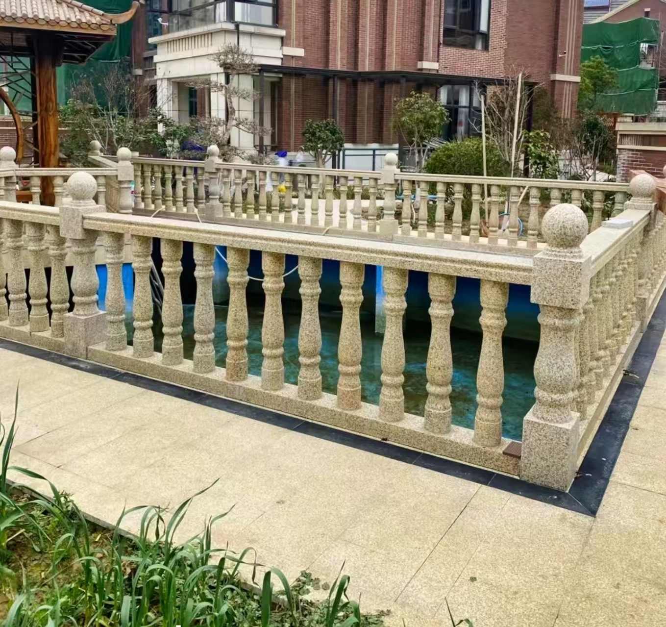 山西黄金麻花岗岩石材栏杆，扶手，将军柱，花瓶柱