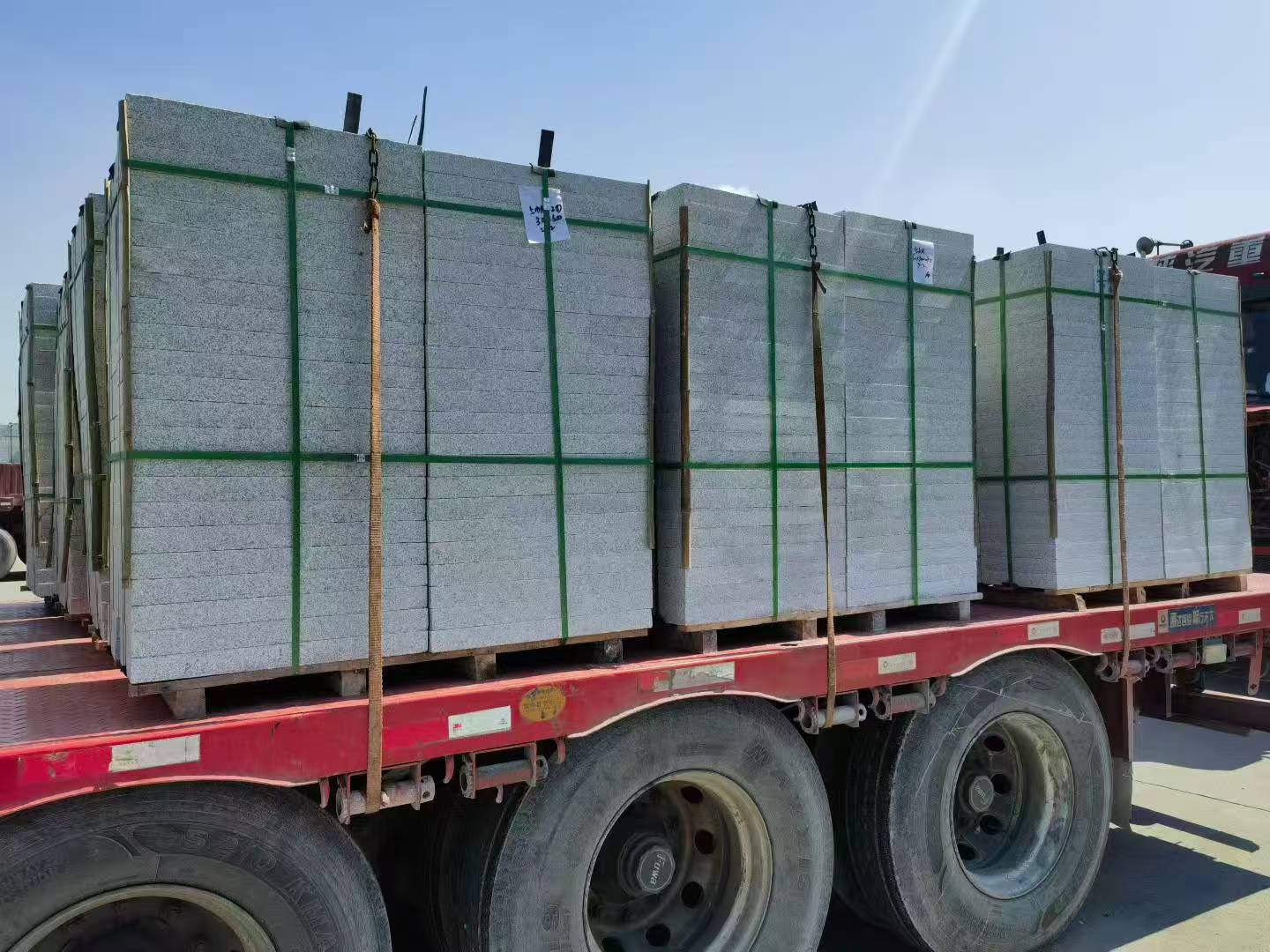 山西芝麻白花岗岩出货日常地铺石