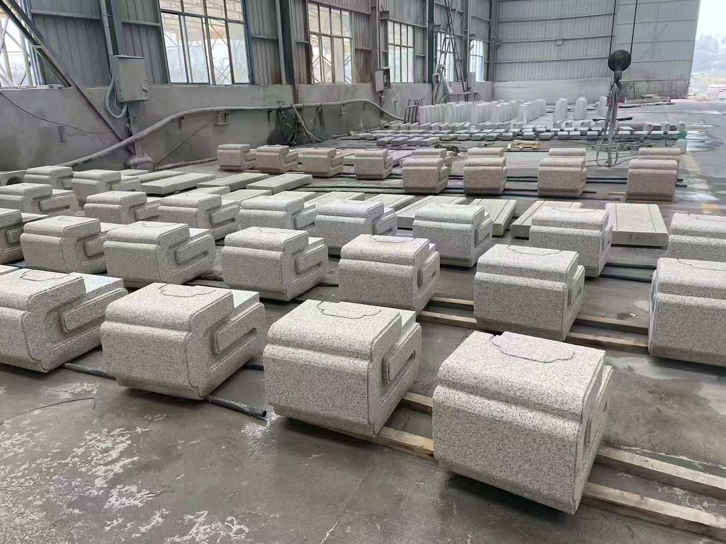 山西 白麻花岗岩异形加工-石凳，坐凳