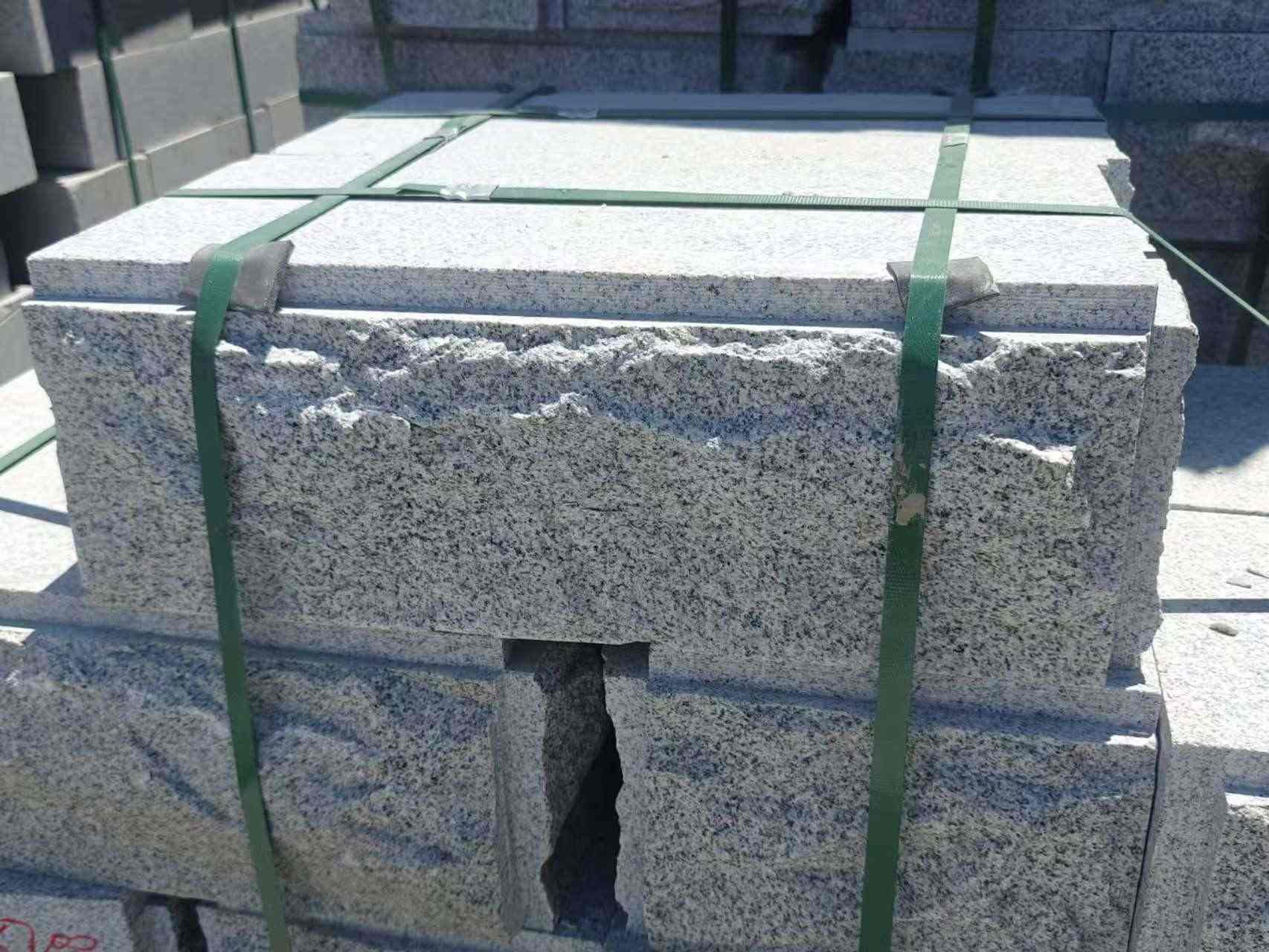 山西 芝麻白花岗岩自然面成品