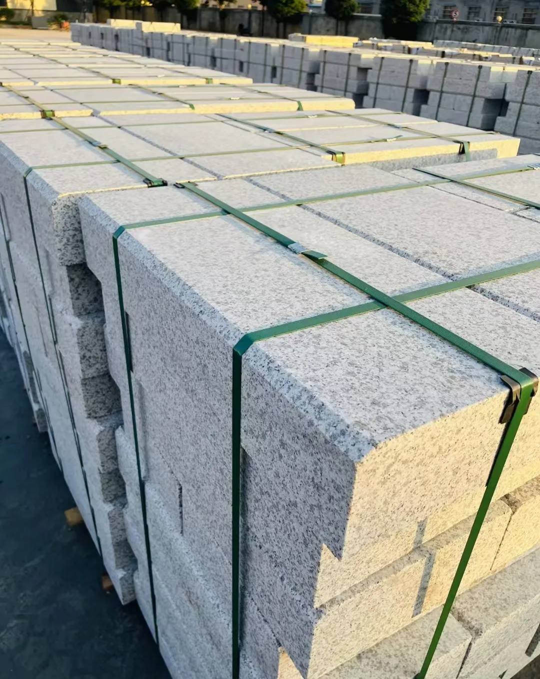 山西 白麻花岗岩路沿石，马路牙子，路缘石，平石，立缘石等