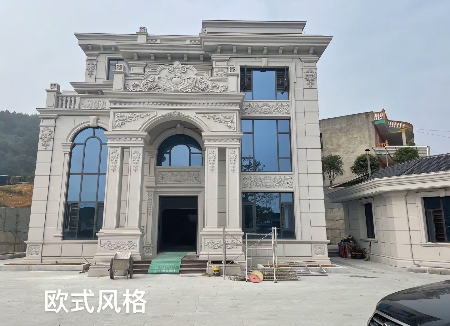 山西 白麻花岗岩别墅外墙干挂