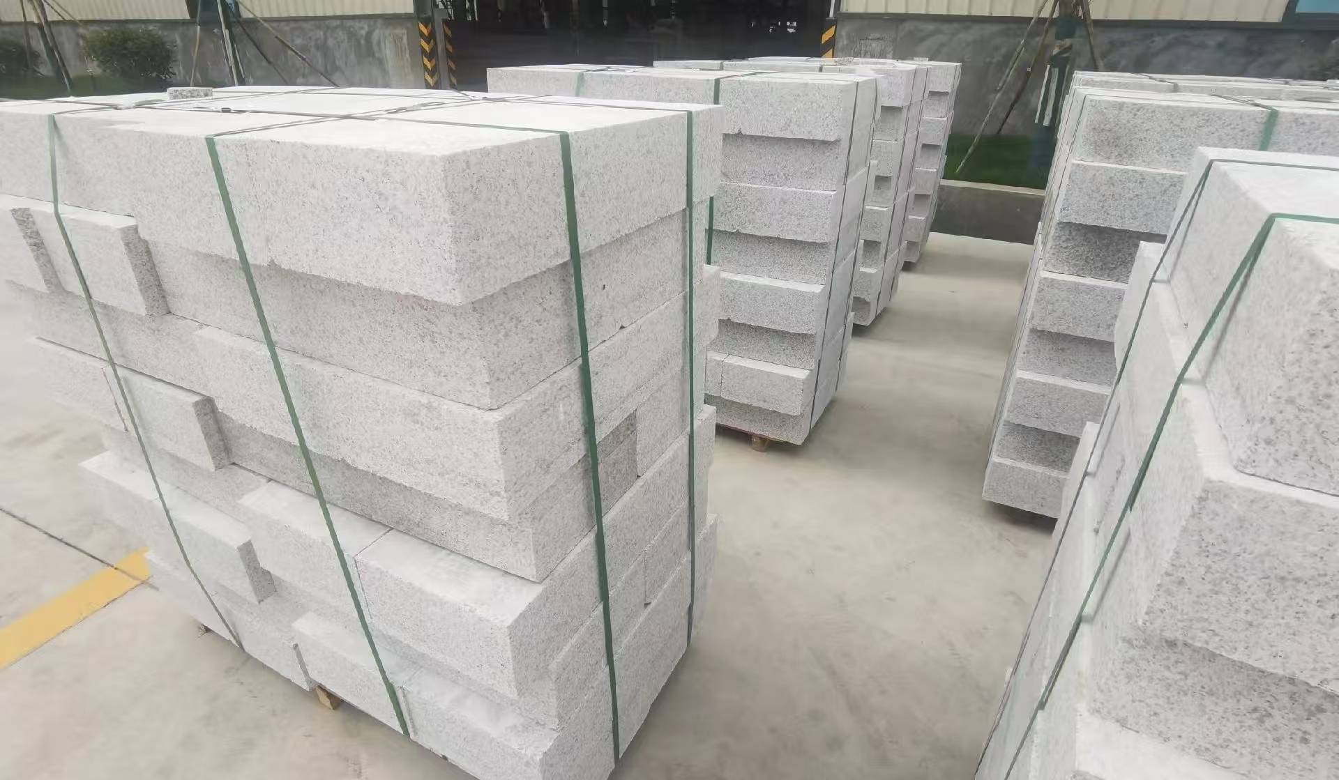 山西 白麻花岗岩路沿石，立缘石，平缘石，路牙石，道牙石，马路牙子等